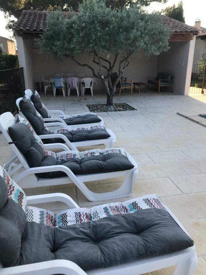 Les Buis Apartment Carpentras ภายนอก รูปภาพ